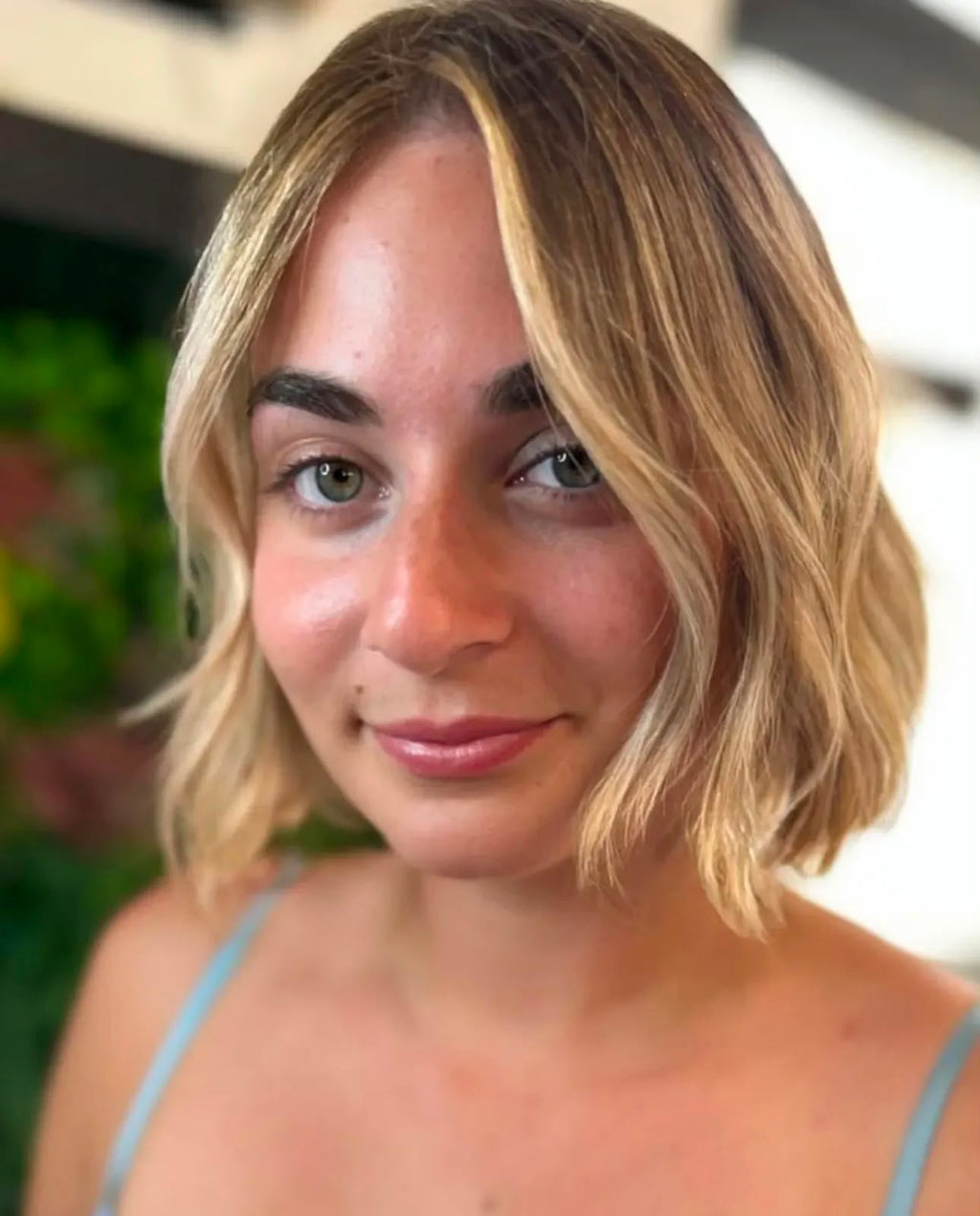 Coleta Lisa de Cabello Humano Remy con Cierre Envolvente